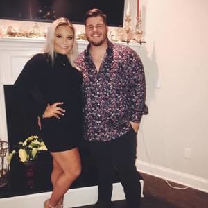 Meet your Posher, Madelyn noel